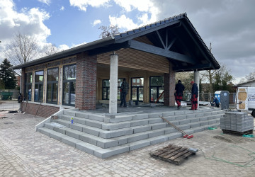 Mehrzweckgebäude